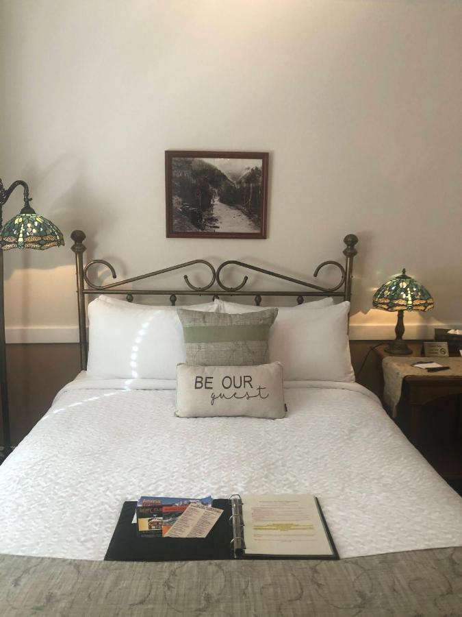 The Bent Elbow Hotel シルバートン エクステリア 写真